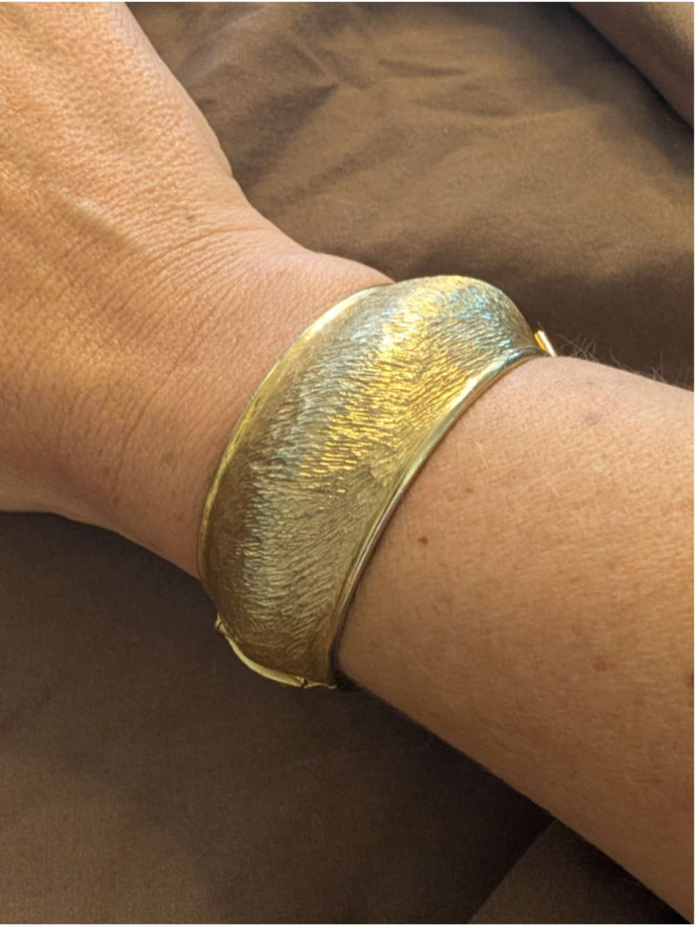 Vintage Wide Textured Gold Tone Hinged Bangle Bracelet Statement Cuff